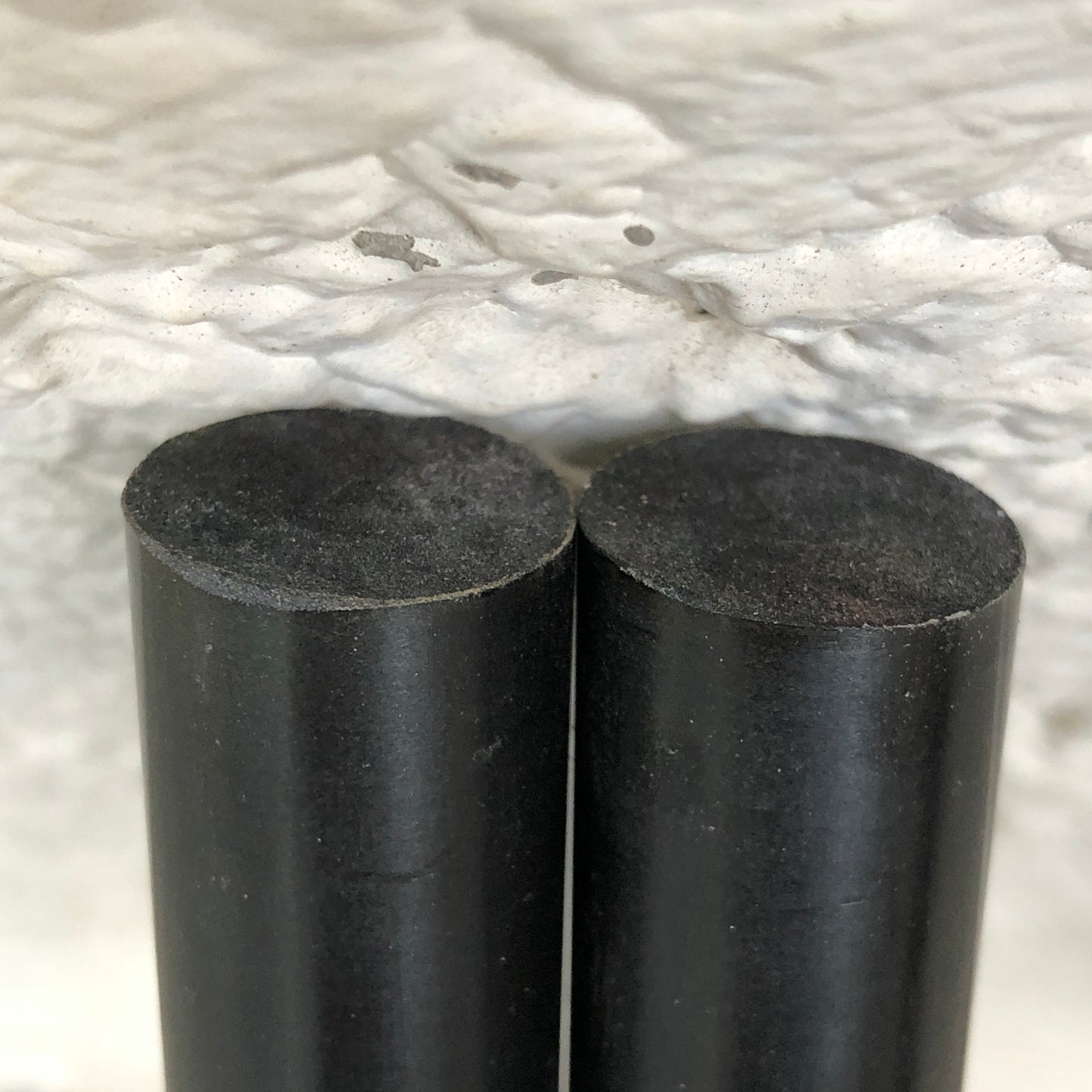 "PURE BLACK" UNPOLISHED RODS which contains carbon black for non-discoloration